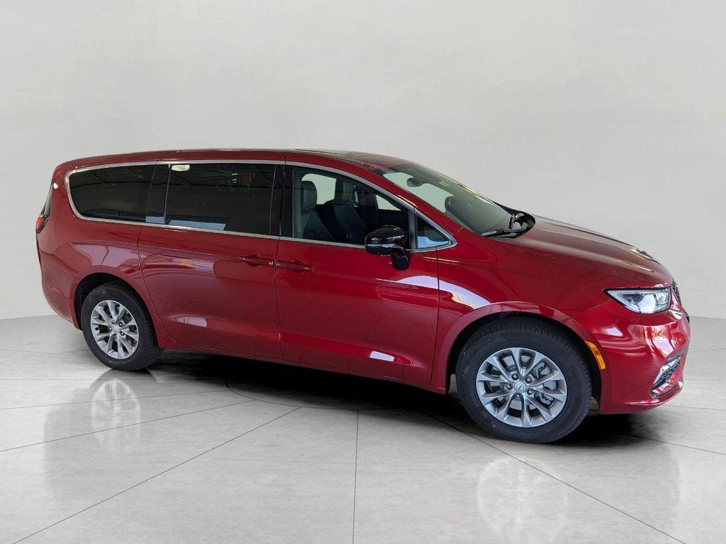 new 2026 Chrysler Pacifica car, priced at $46,604
