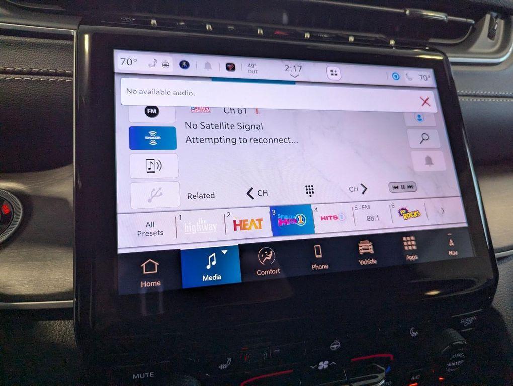 new 2025 Jeep Grand Cherokee L car, priced at $49,901