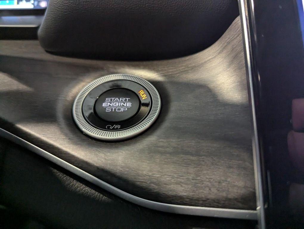 new 2025 Jeep Grand Cherokee L car, priced at $49,901