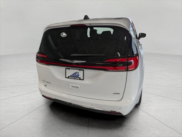 new 2025 Chrysler Pacifica car, priced at $49,035