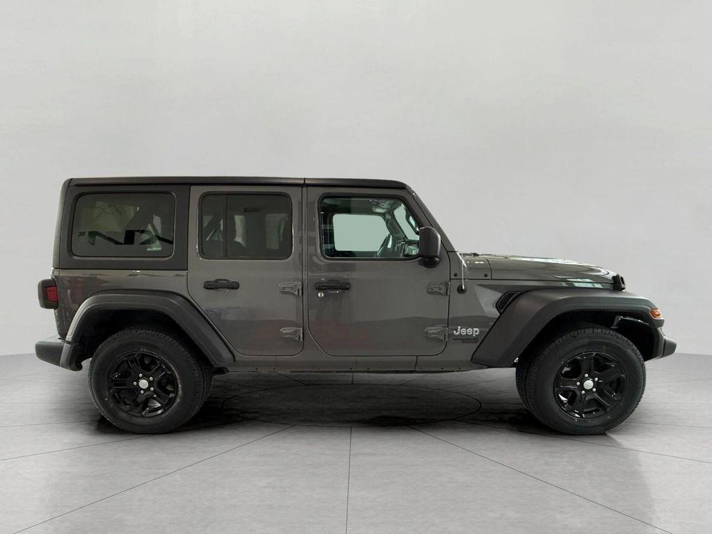 used 2021 Jeep Wrangler Unlimited car, priced at $25,392