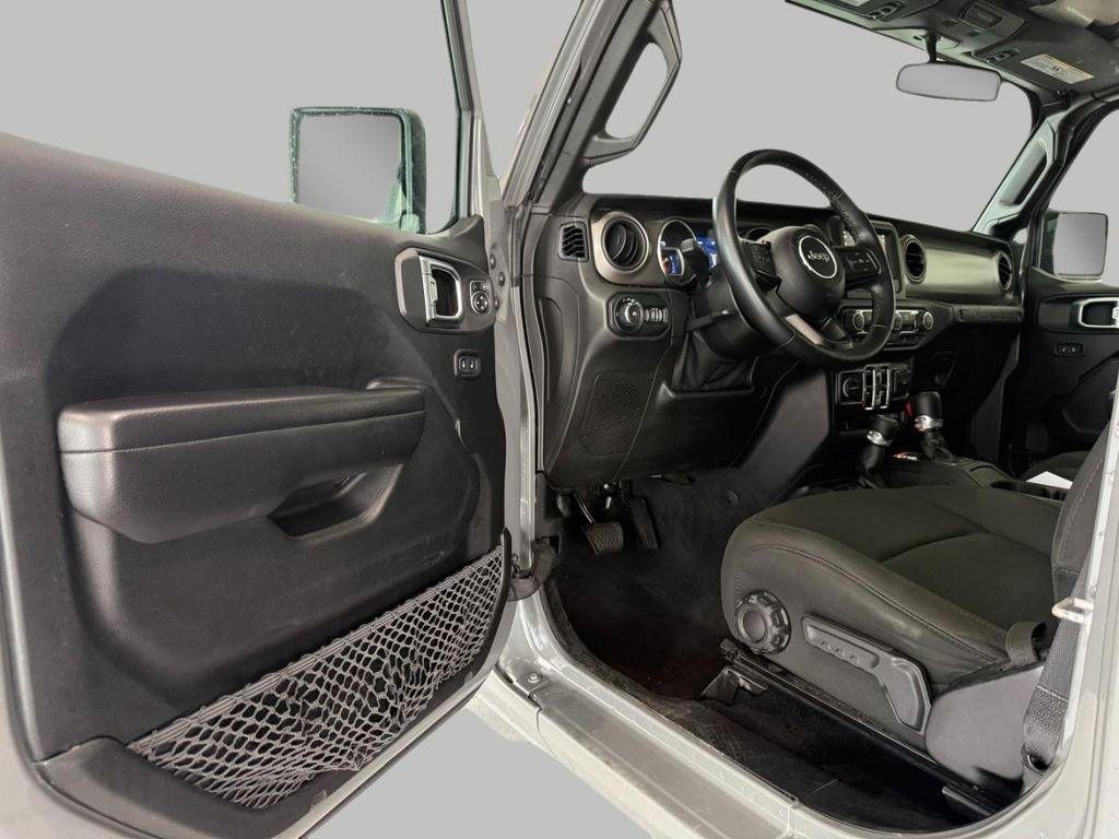 used 2021 Jeep Wrangler Unlimited car, priced at $25,392