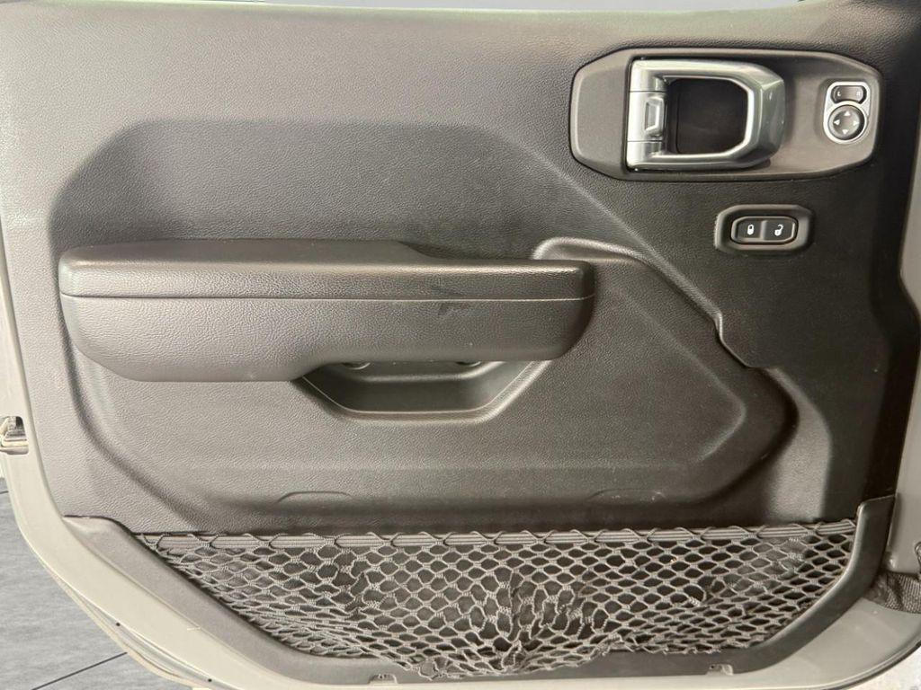 used 2021 Jeep Wrangler Unlimited car, priced at $25,392