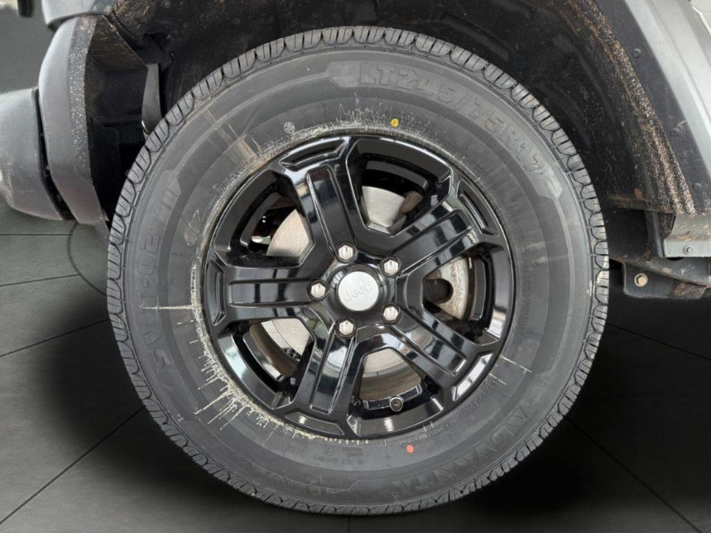 used 2021 Jeep Wrangler Unlimited car, priced at $25,392