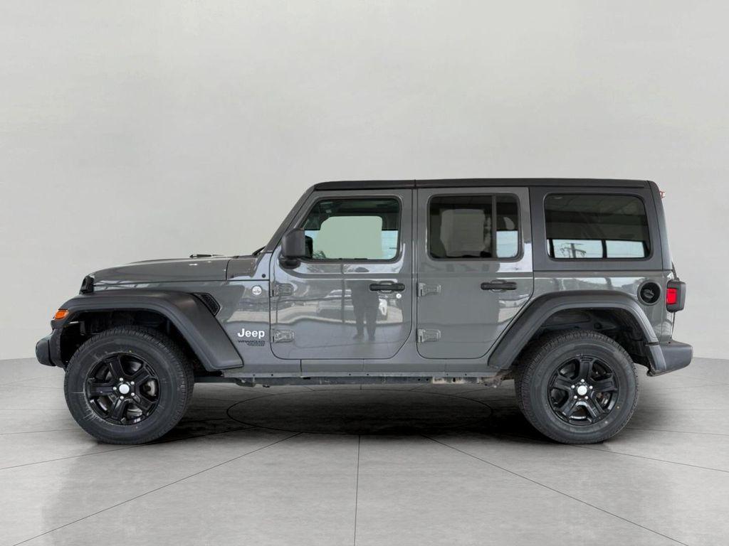 used 2021 Jeep Wrangler Unlimited car, priced at $25,392
