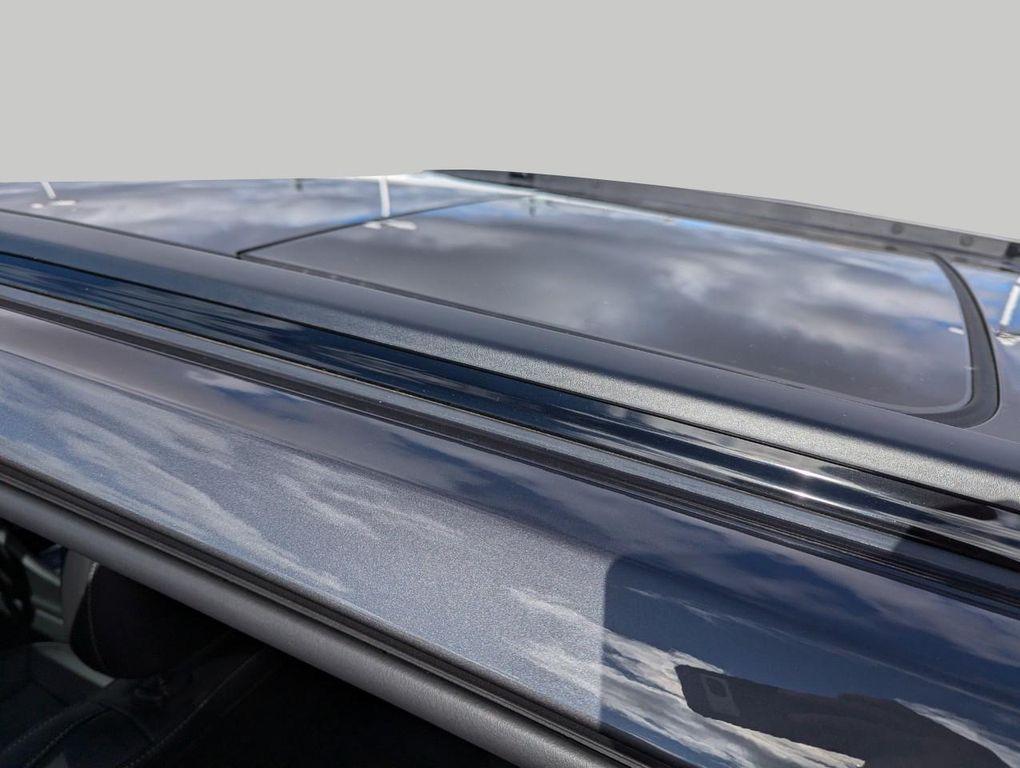 new 2025 Jeep Grand Cherokee car, priced at $48,221