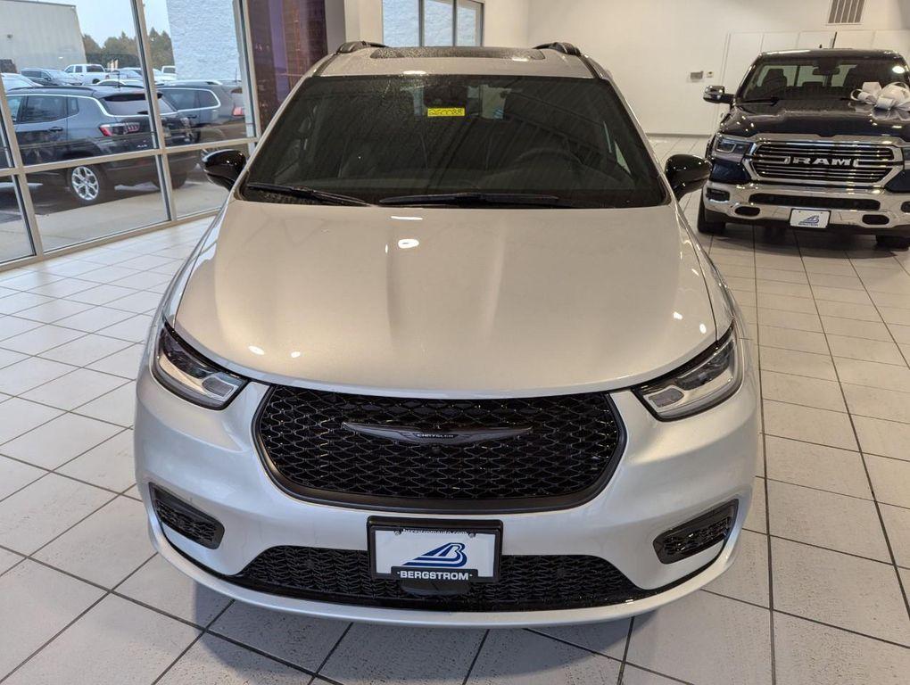 new 2026 Chrysler Pacifica car, priced at $54,141