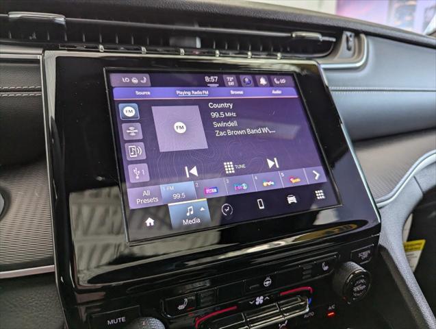 new 2025 Jeep Grand Cherokee car, priced at $38,821