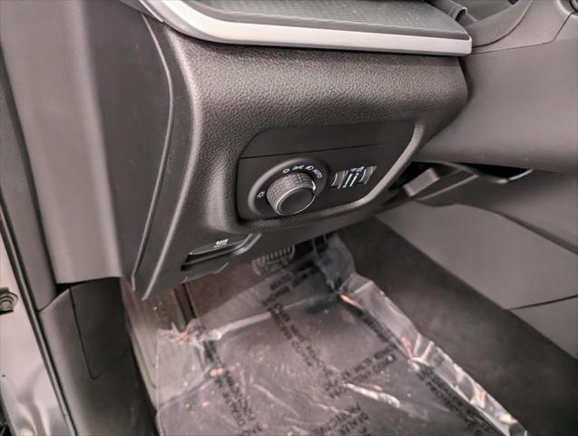new 2025 Jeep Grand Cherokee car, priced at $41,675