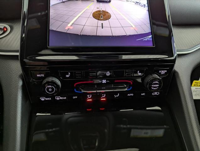 new 2025 Jeep Grand Cherokee car, priced at $41,675