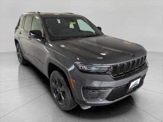 new 2025 Jeep Grand Cherokee car, priced at $41,675