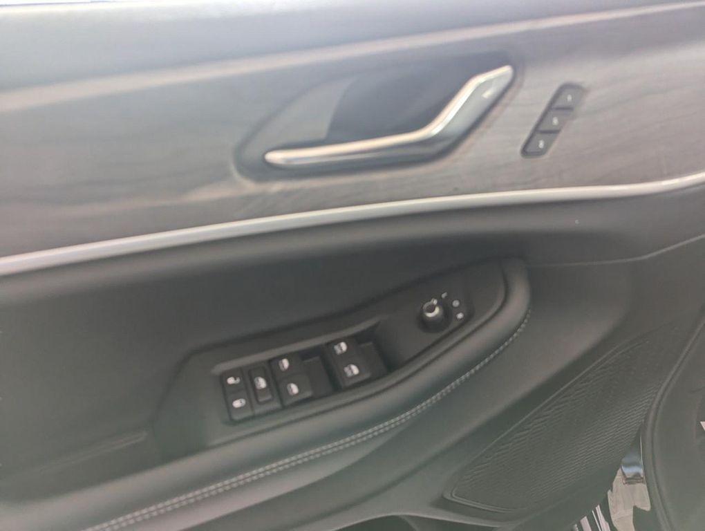 new 2025 Jeep Grand Cherokee L car, priced at $50,035