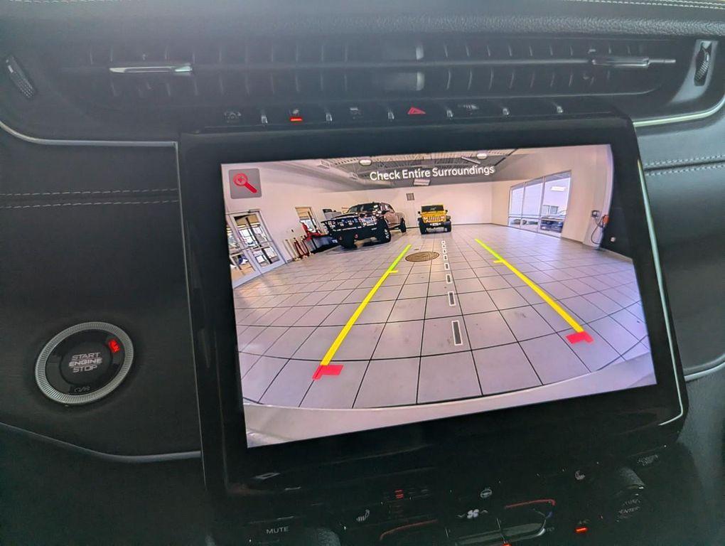 new 2025 Jeep Grand Cherokee L car, priced at $49,525