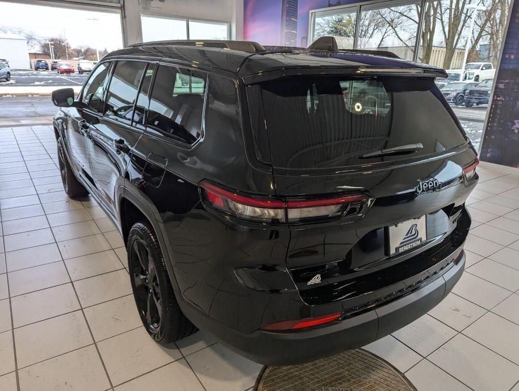 new 2025 Jeep Grand Cherokee L car, priced at $50,021