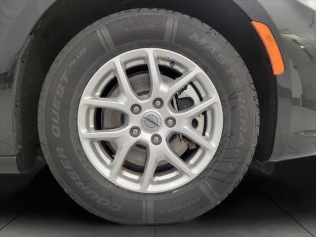 used 2023 Chrysler Pacifica car, priced at $25,713