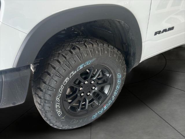 new 2025 Ram 1500 car, priced at $67,031