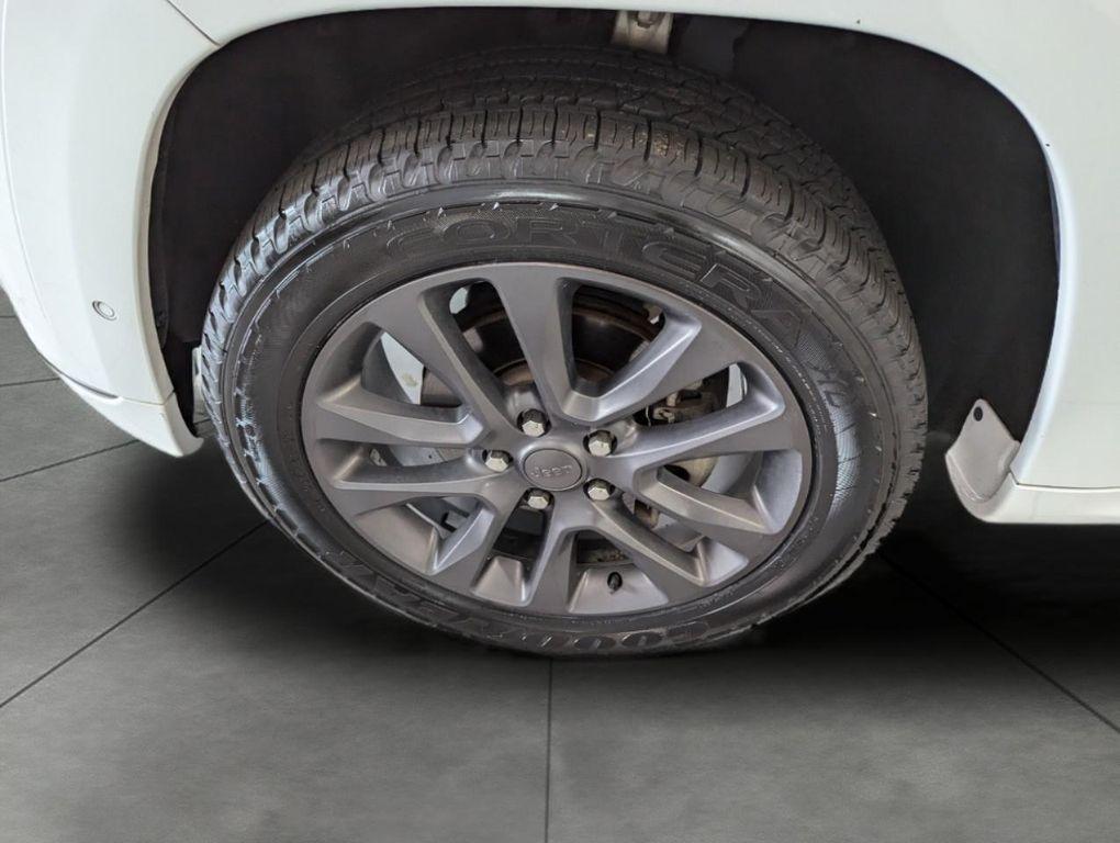 used 2018 Jeep Grand Cherokee car, priced at $18,556