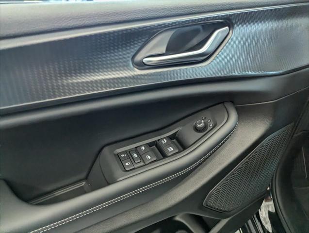 new 2025 Jeep Grand Cherokee L car, priced at $41,102