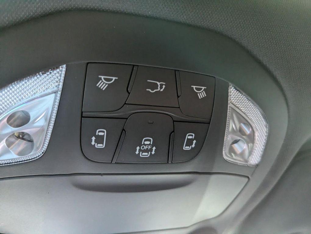 new 2026 Chrysler Pacifica car, priced at $41,895