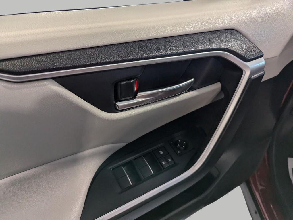 used 2019 Toyota RAV4 car, priced at $25,433