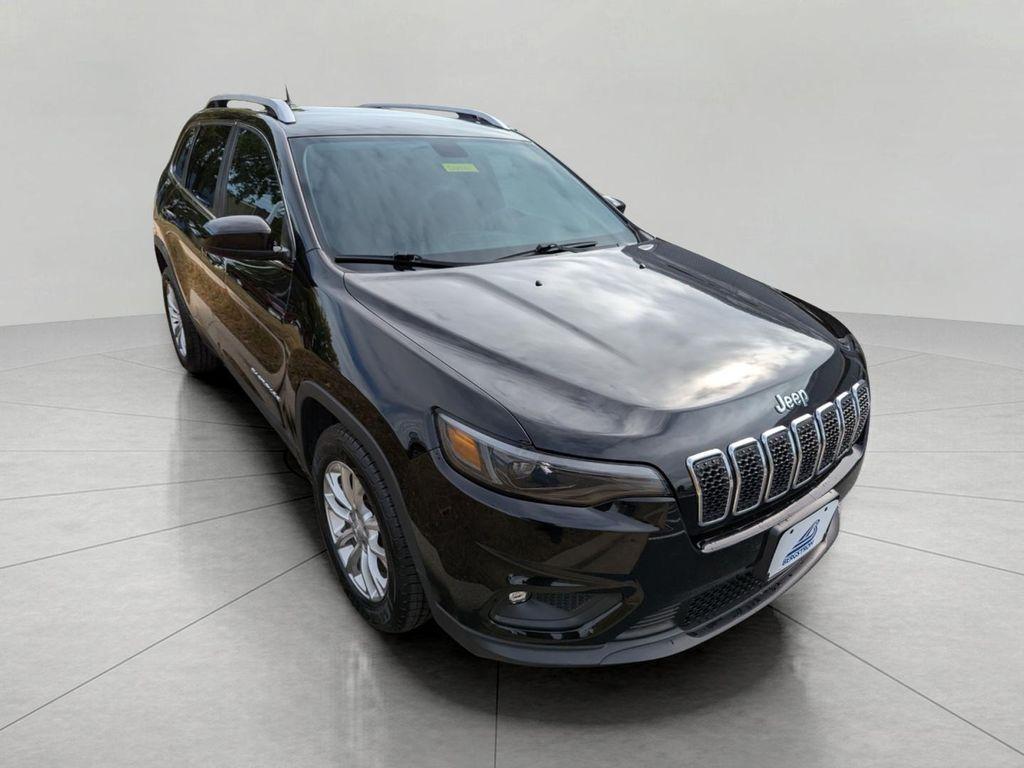 used 2019 Jeep Cherokee car, priced at $16,364