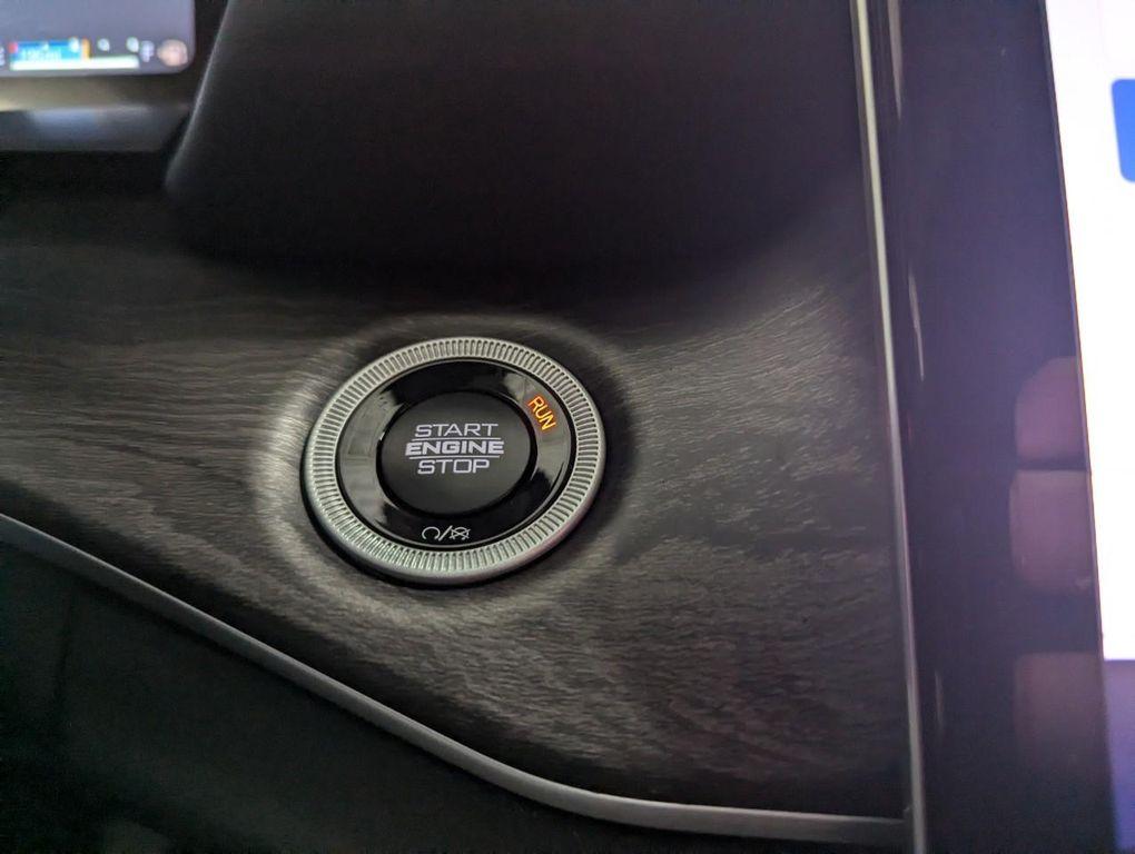 new 2025 Jeep Grand Cherokee L car, priced at $50,021