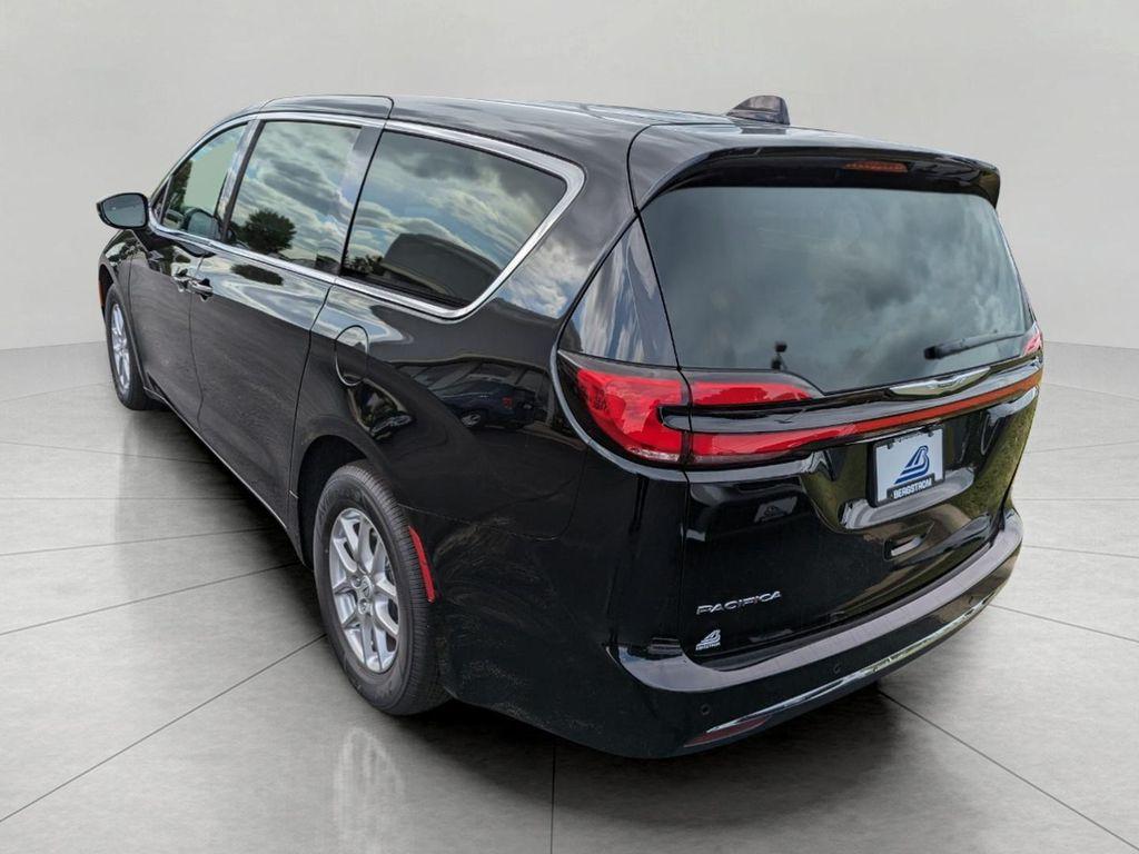 new 2026 Chrysler Pacifica car, priced at $41,445