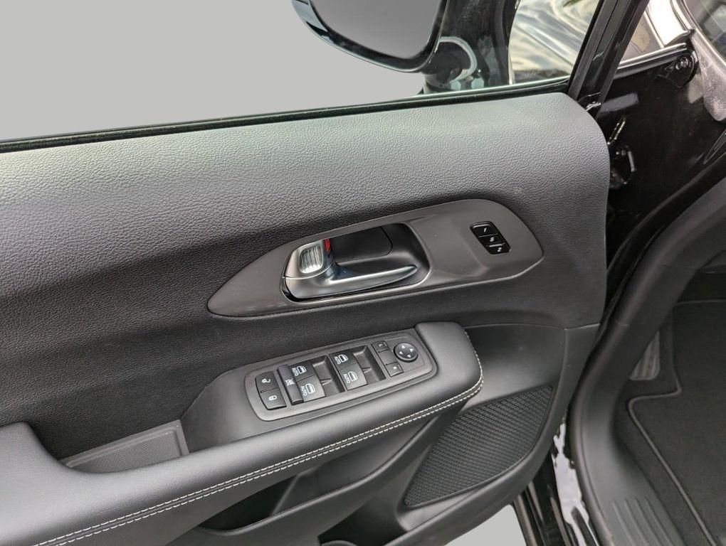 new 2026 Chrysler Pacifica car, priced at $41,445