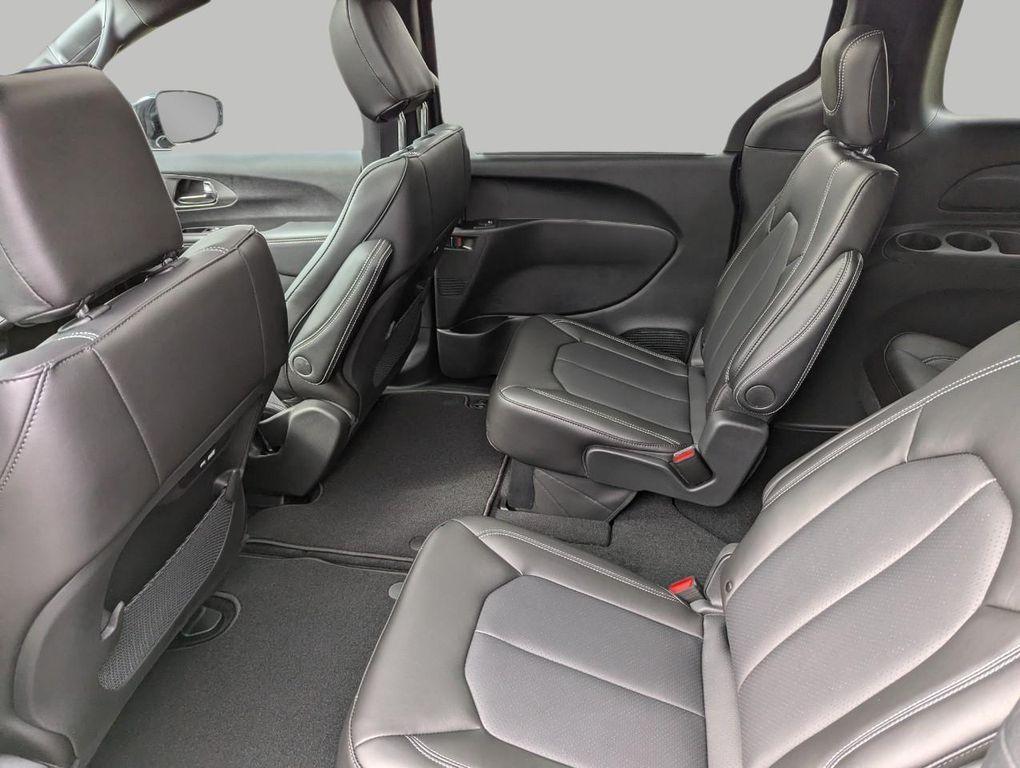 new 2026 Chrysler Pacifica car, priced at $41,445