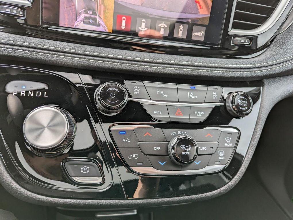 new 2026 Chrysler Pacifica car, priced at $41,445