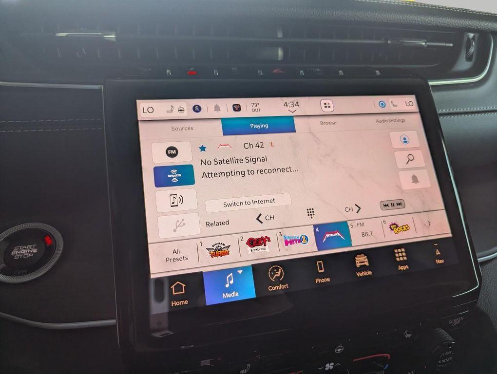 new 2025 Jeep Grand Cherokee car, priced at $48,221