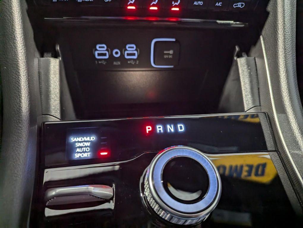 new 2025 Jeep Grand Cherokee L car, priced at $49,901