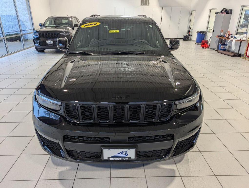 new 2025 Jeep Grand Cherokee L car, priced at $49,901