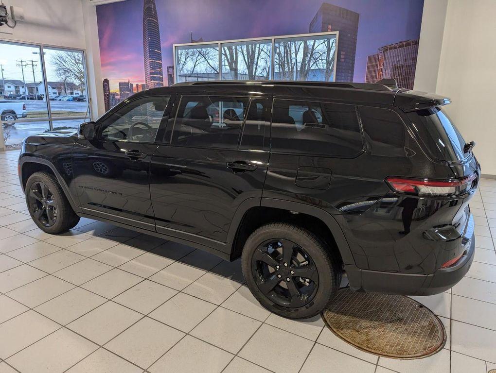 new 2025 Jeep Grand Cherokee L car, priced at $49,901
