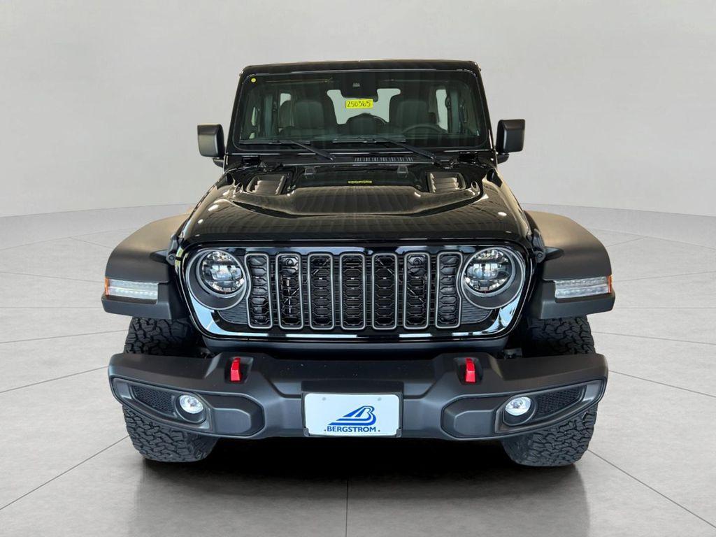 new 2025 Jeep Wrangler car, priced at $56,905