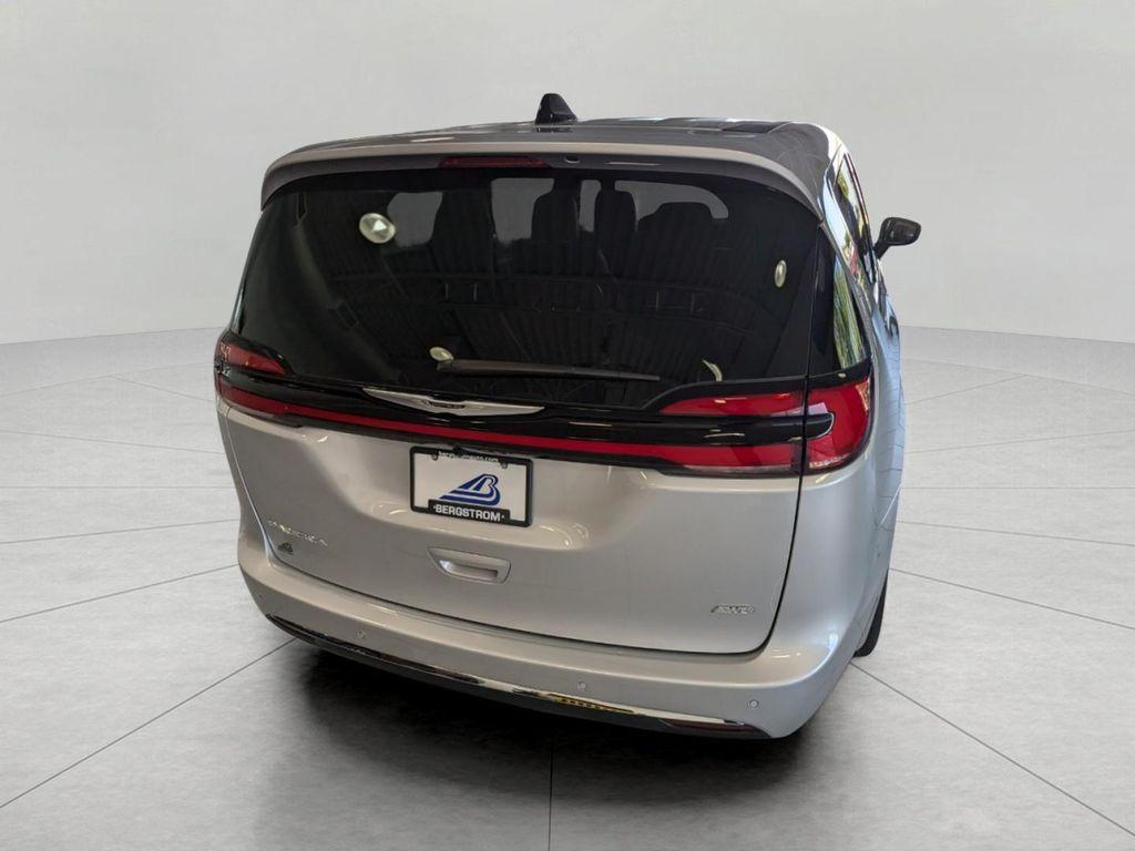 new 2026 Chrysler Pacifica car, priced at $46,334