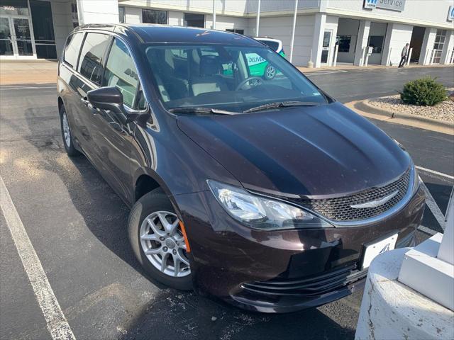 used 2017 Chrysler Pacifica car, priced at $17,993