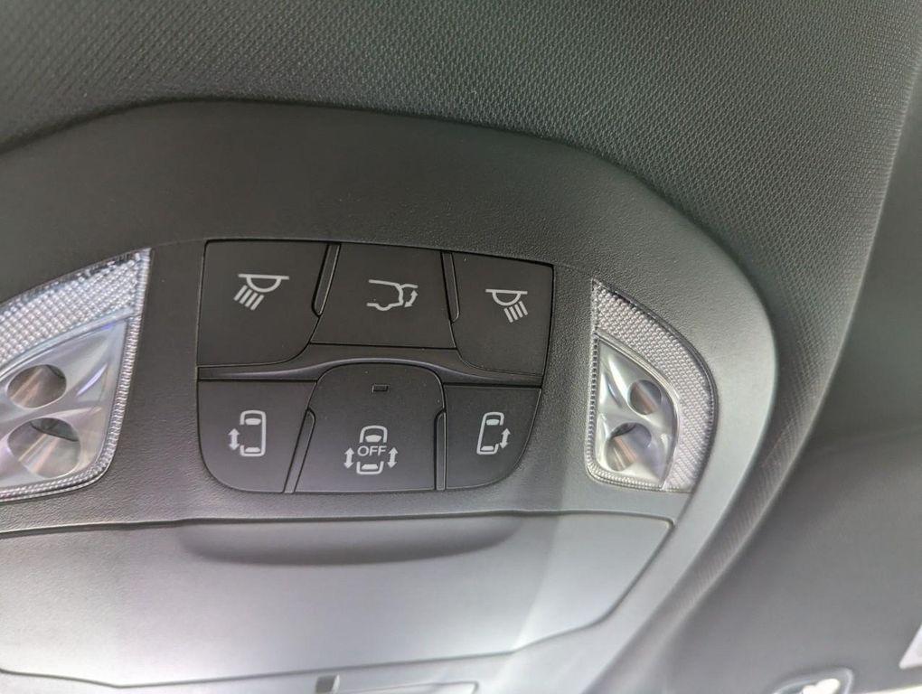 new 2025 Chrysler Pacifica car, priced at $40,475