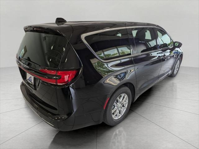 new 2025 Chrysler Pacifica car, priced at $42,690