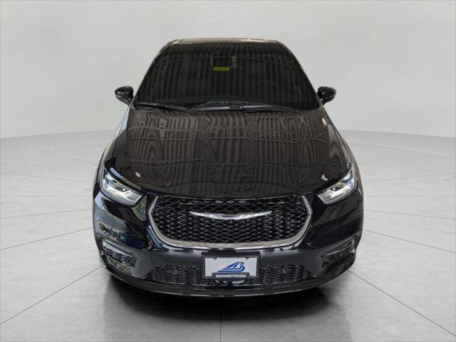 new 2025 Chrysler Pacifica car, priced at $42,690