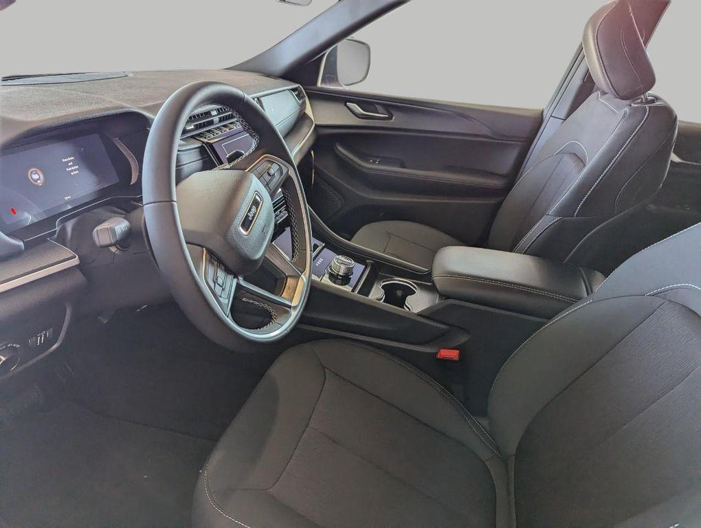 new 2025 Jeep Grand Cherokee L car, priced at $39,344