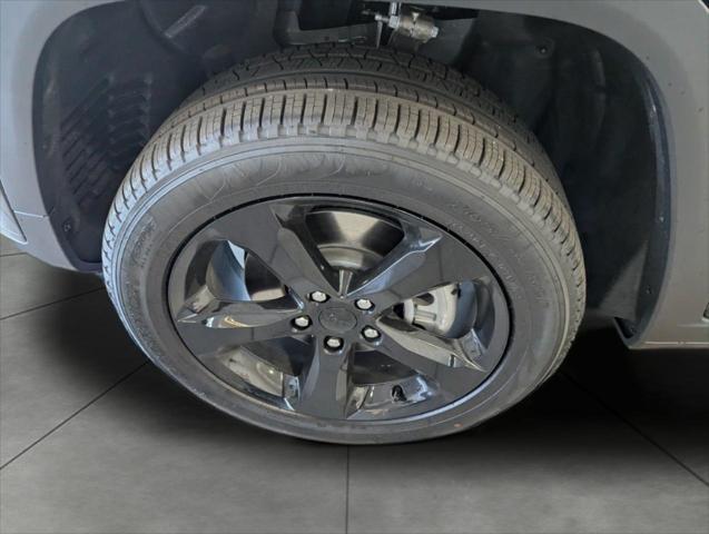 new 2025 Jeep Grand Cherokee L car, priced at $53,884