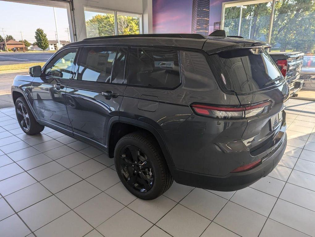 new 2025 Jeep Grand Cherokee L car, priced at $50,021