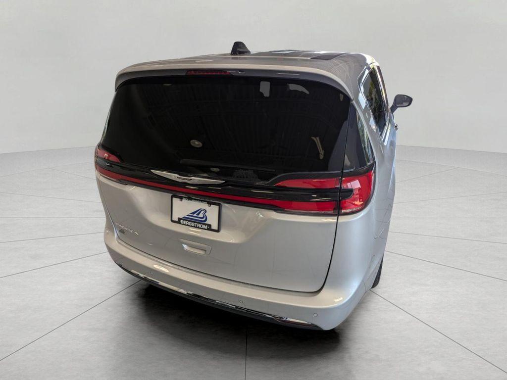 new 2026 Chrysler Pacifica car, priced at $41,625