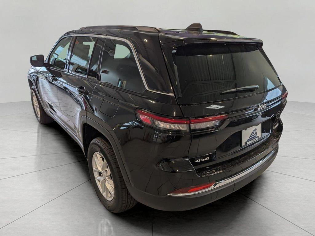 new 2025 Jeep Grand Cherokee car, priced at $38,431