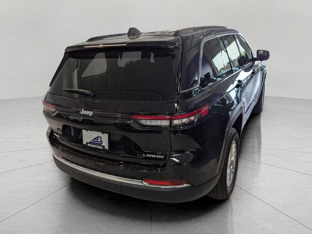 new 2025 Jeep Grand Cherokee car, priced at $38,431