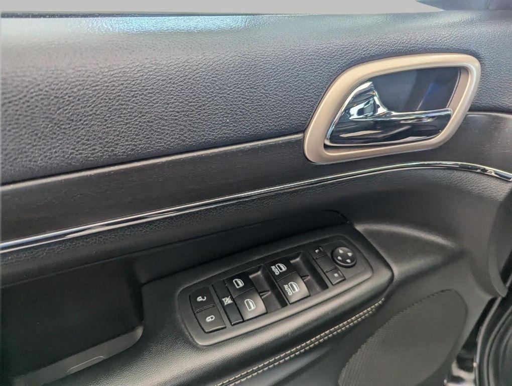 used 2017 Jeep Grand Cherokee car, priced at $16,646