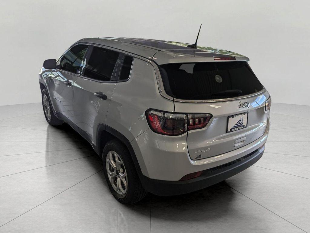 new 2025 Jeep Compass car, priced at $26,879