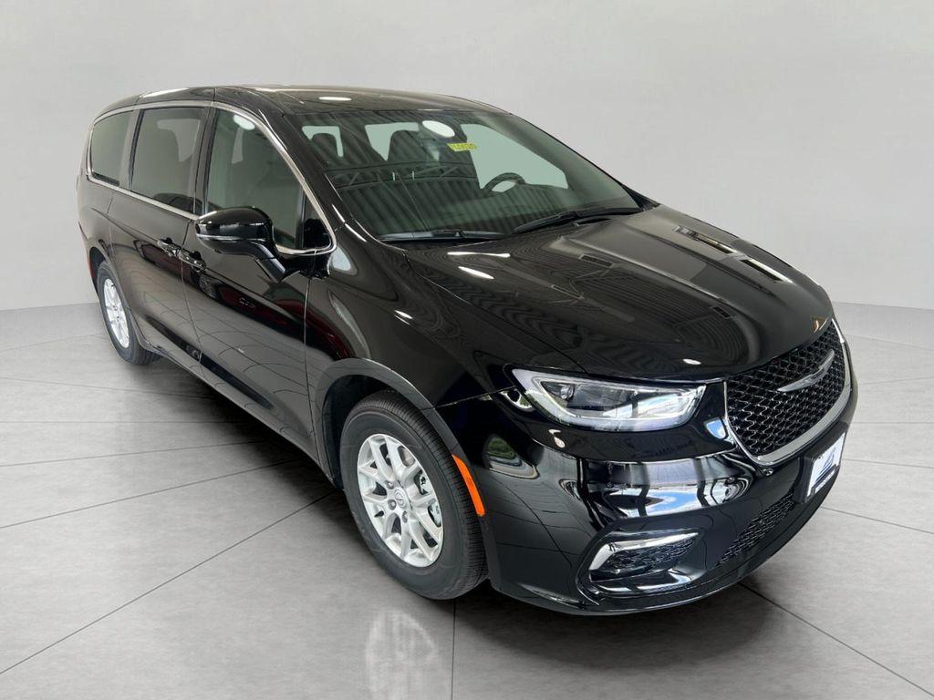 new 2026 Chrysler Pacifica car, priced at $43,242