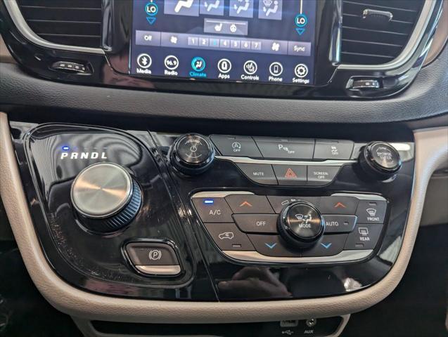 used 2018 Chrysler Pacifica car, priced at $14,393